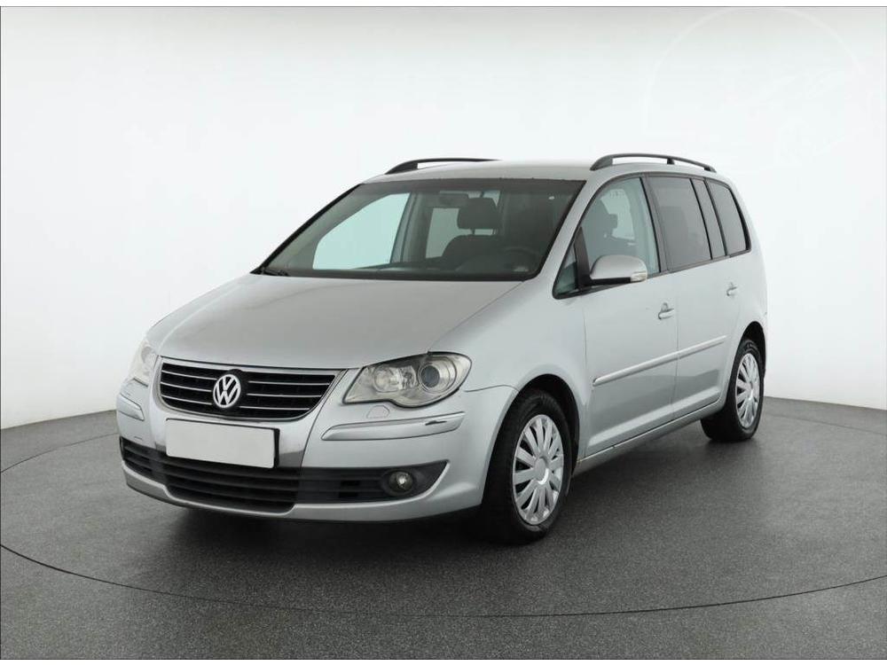 Volkswagen Touran 2.0 TDI, po STK