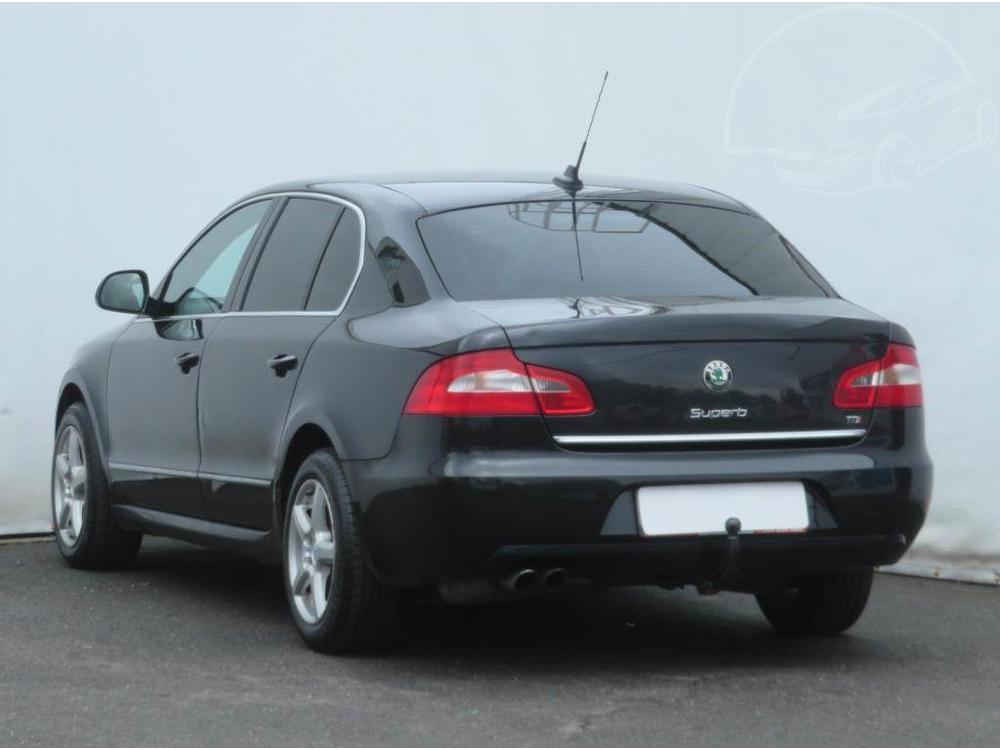 koda Superb 2.0 TDI, Elegance, Automat