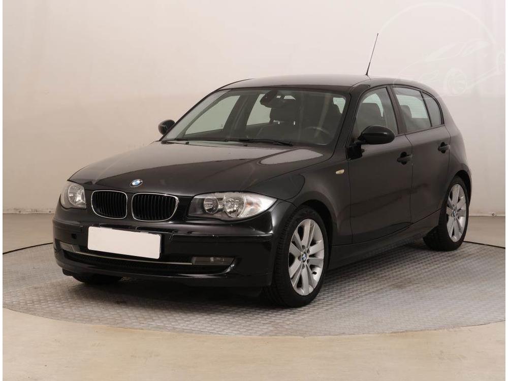 BMW 120 120i, Koen sedaky, Klima