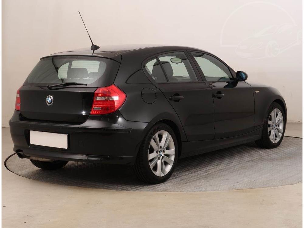 BMW 120 120i, Koen sedaky, Klima