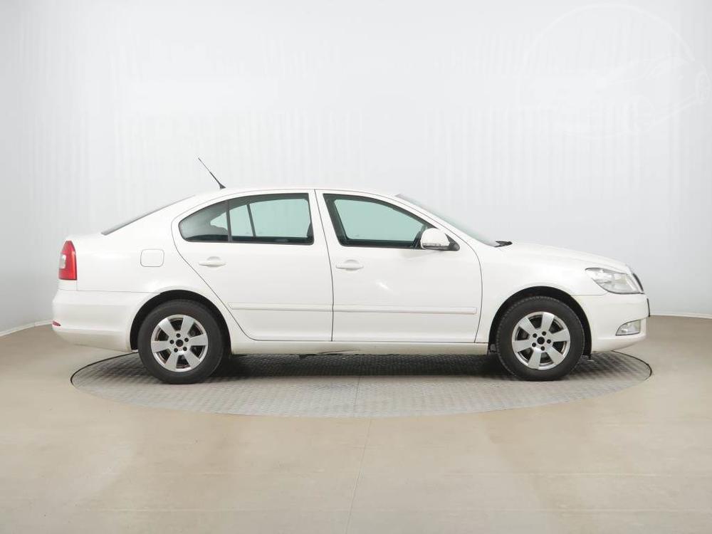 koda Octavia 1.6 TDI, Elegance