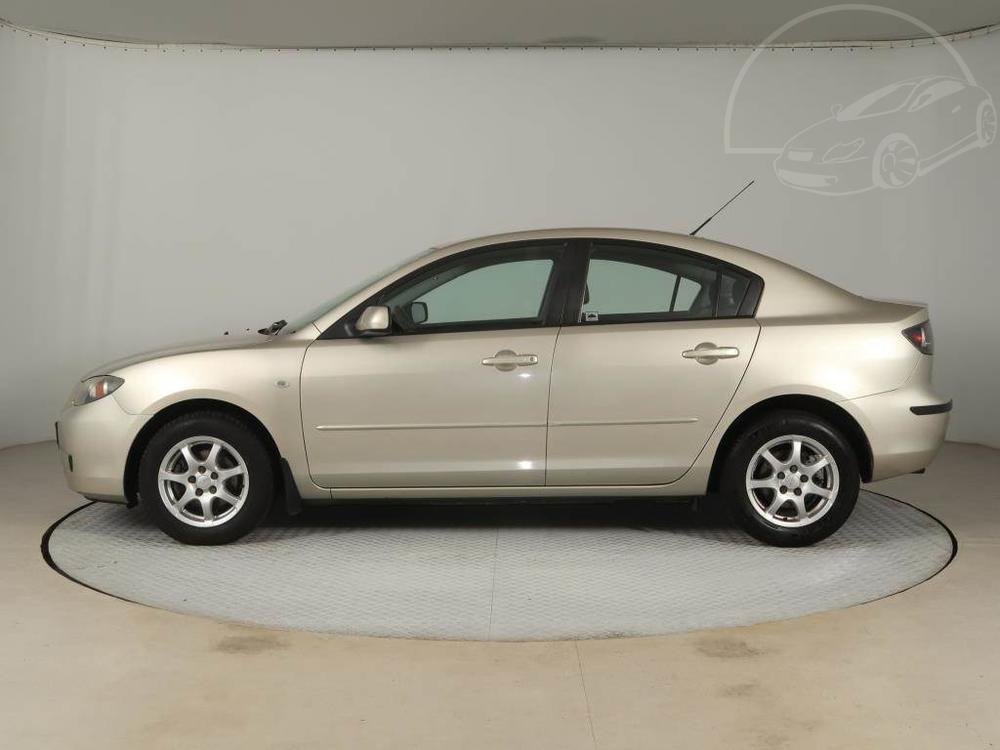 Mazda 3 1.6, Parkovac asistent