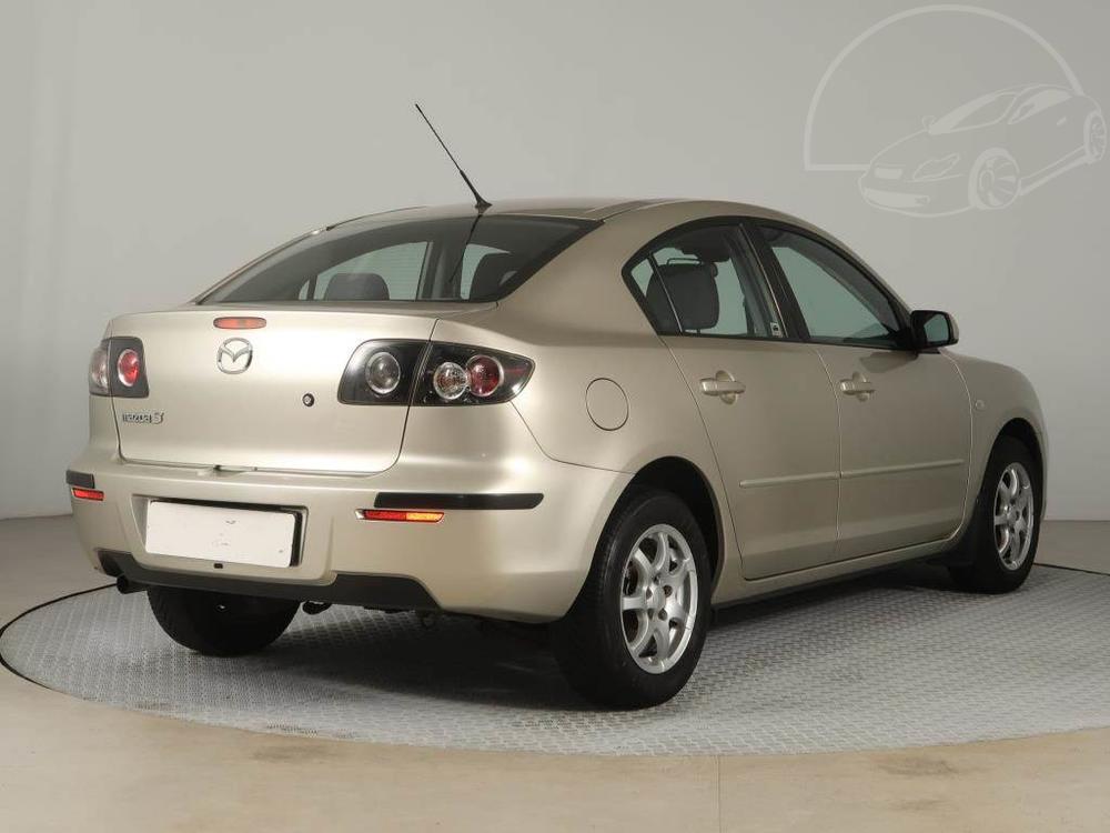 Mazda 3 1.6, Parkovac asistent