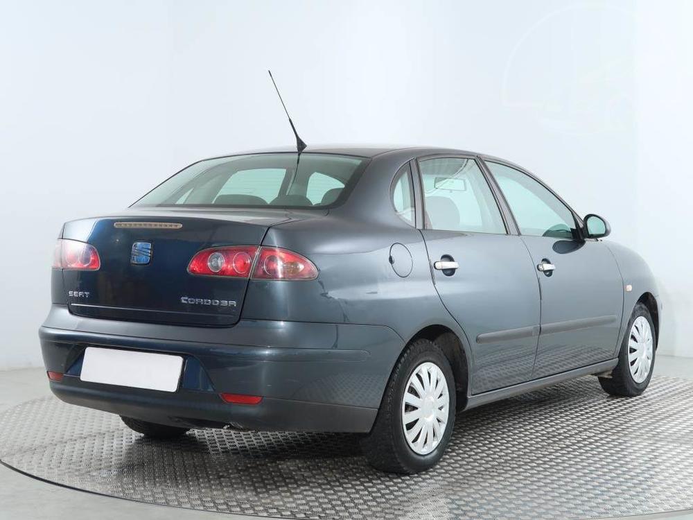 Seat Cordoba 1.4 16V, Klima, za dobrou cenu