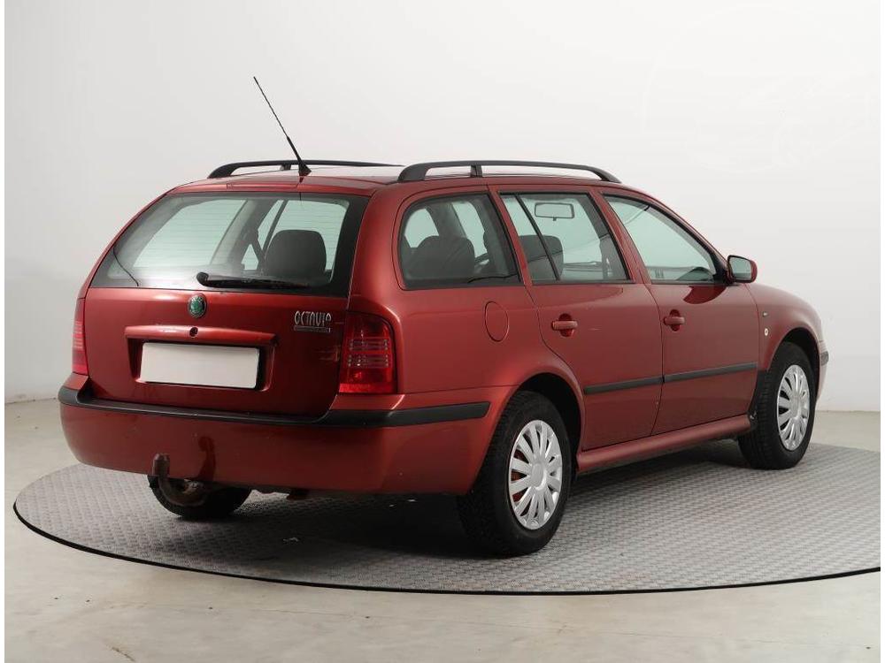 koda Octavia 1.6, Elegance, Tan