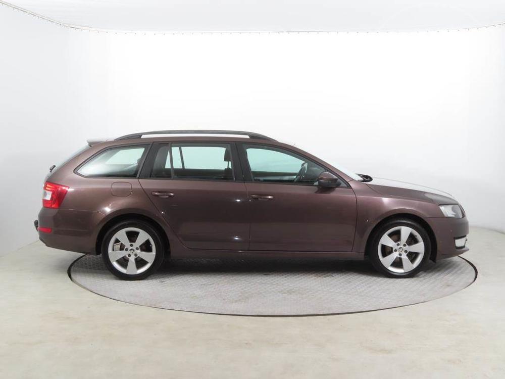 koda Octavia 1.6 TDI, Klima, Tempomat