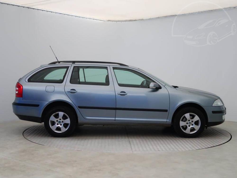 koda Octavia 1.9 TDI, 4X4, Serv.kniha