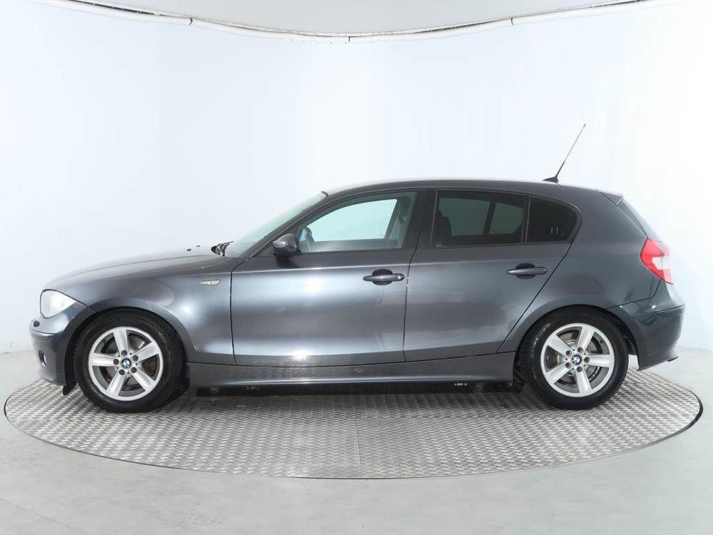 BMW 120 120d, Xenony