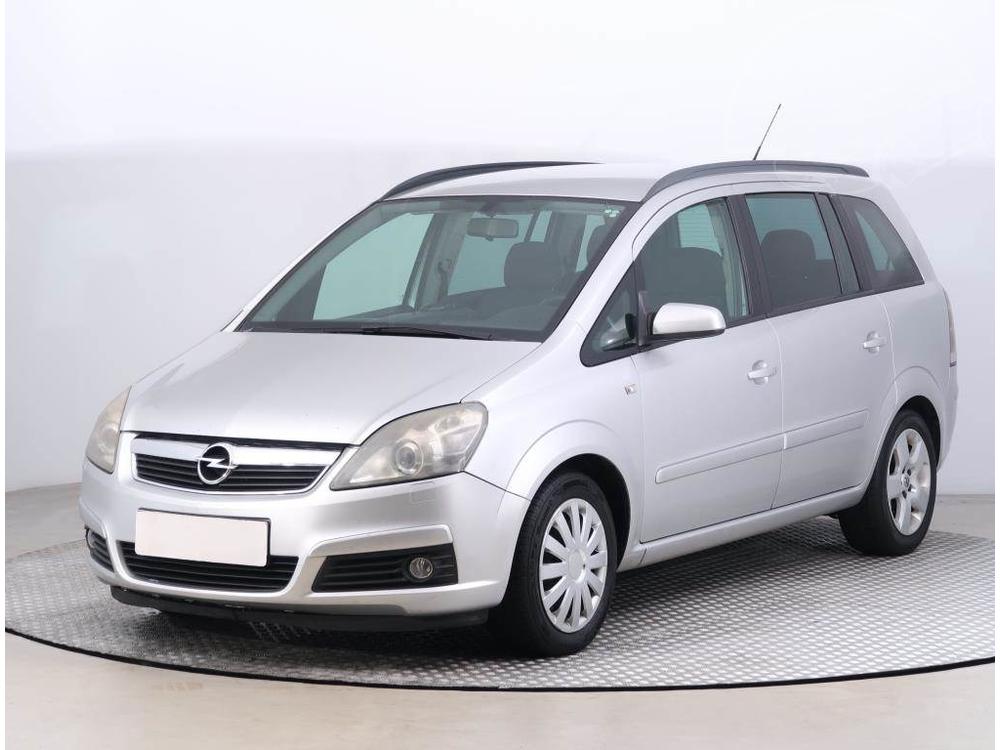 Opel Zafira 1.9 CDTI, 7mst, po STK