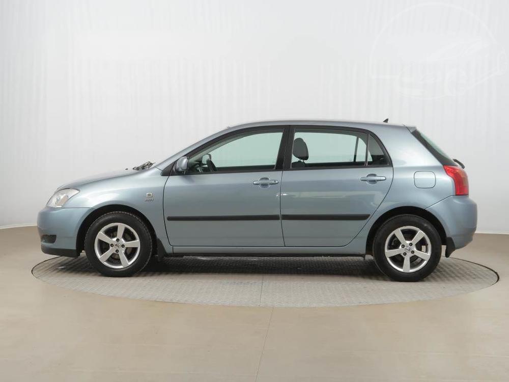 Toyota Corolla 1.4 VVT-i, Serv.kniha