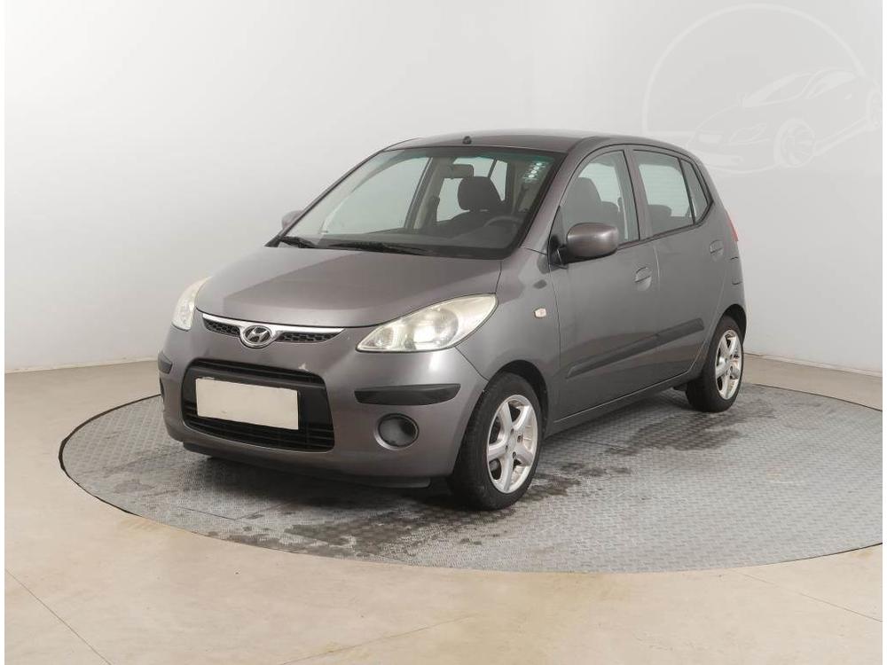 Hyundai i10 1.2, R,1.maj, zamluveno