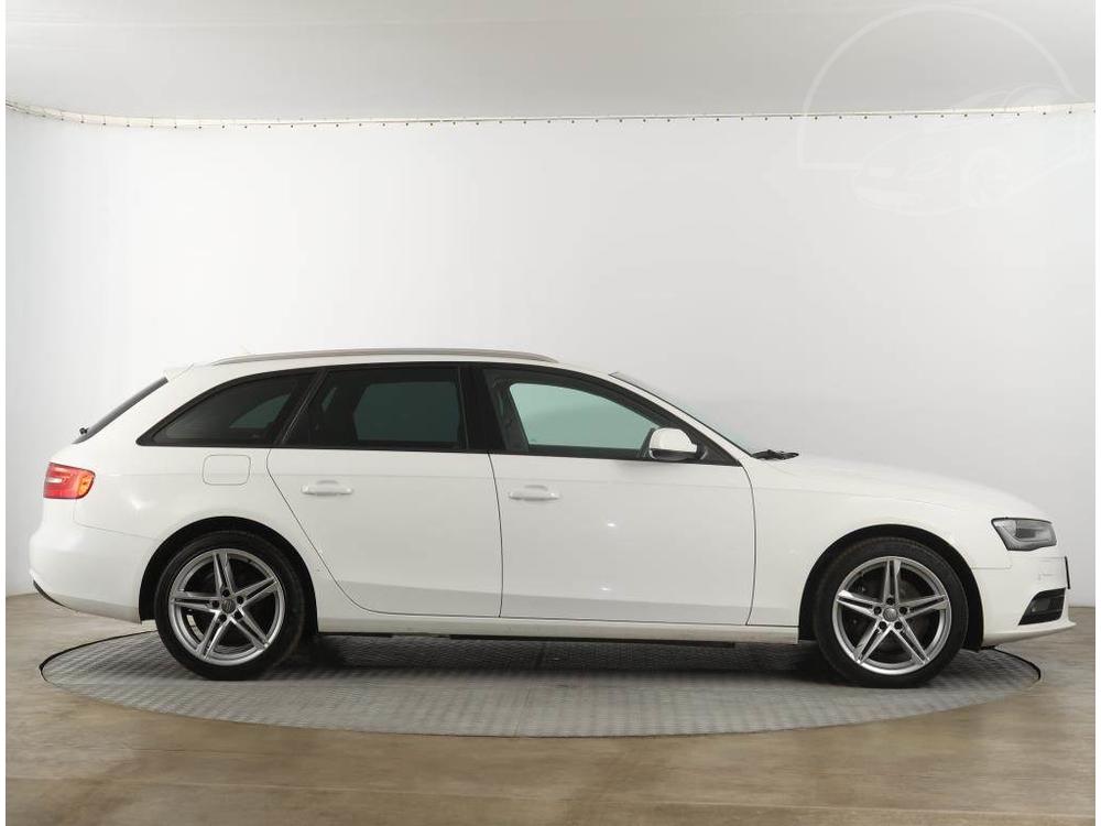 Audi A4 2.0 TDI, Automat, Navi, Xenony