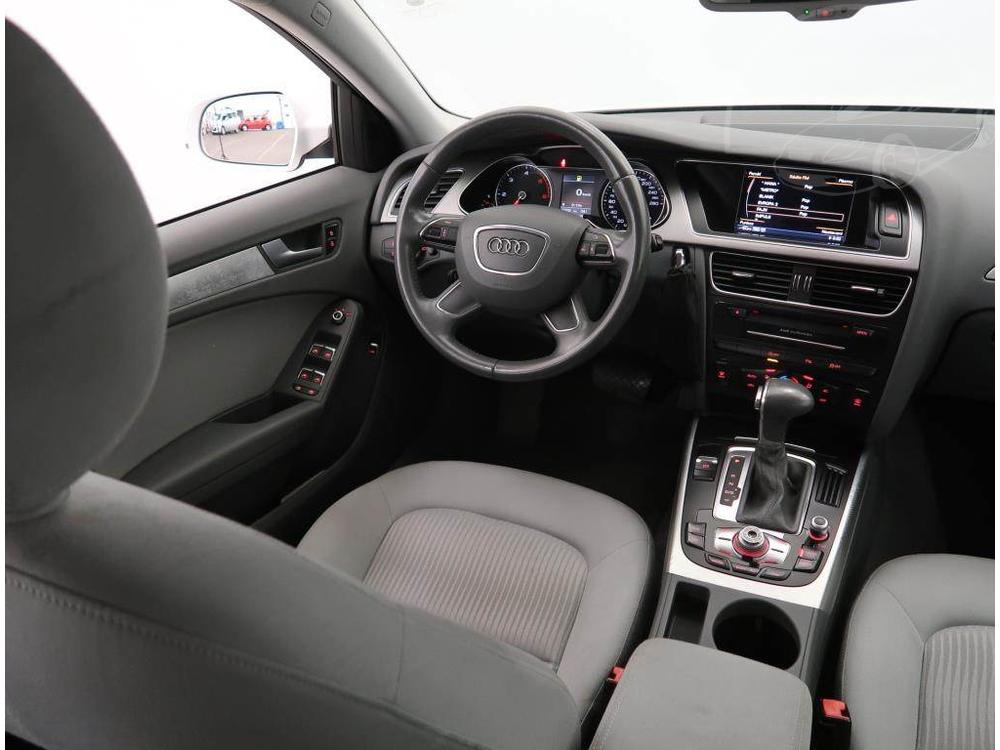 Audi A4 2.0 TDI, Automat, Navi, Xenony