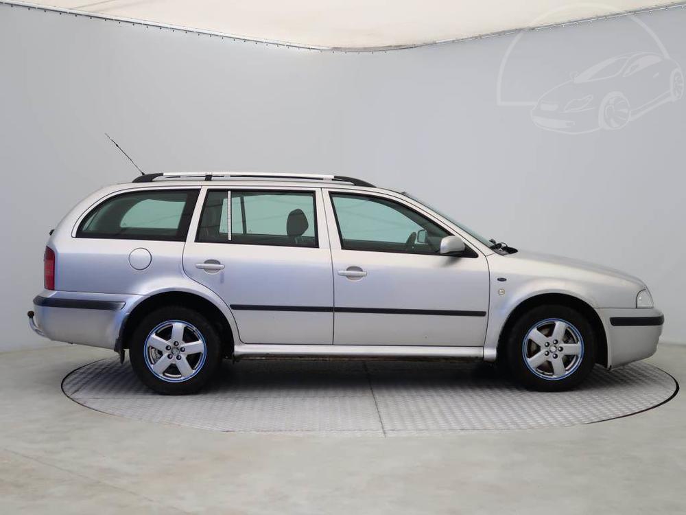 koda Octavia 1.9 TDI, Ambiente Plus, Tan