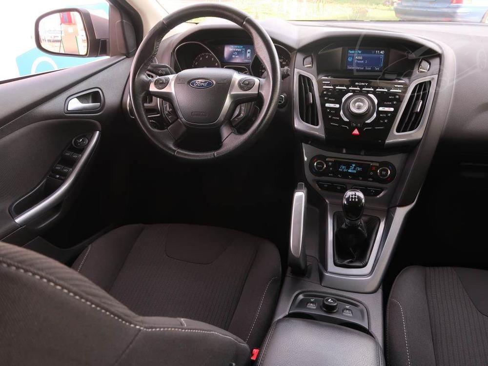 Ford Focus 1.6 i, Automatick klima