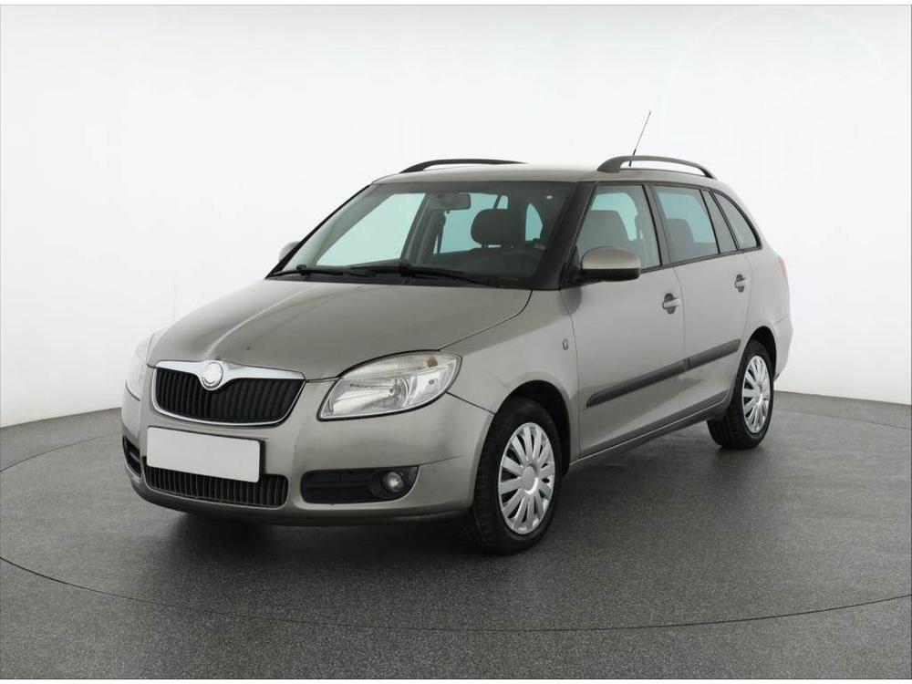 koda Fabia 1.2 12V, R,1.maj, po STK