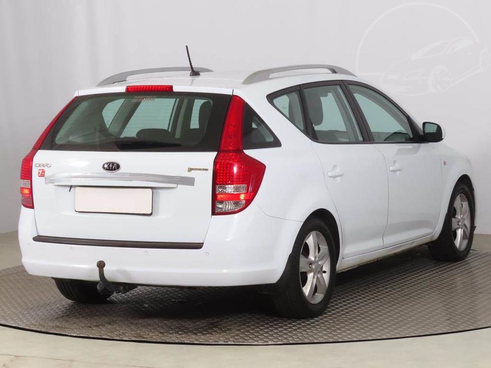 Kia Ceed 1.6 CVVT, R,2.maj, Serv.kniha