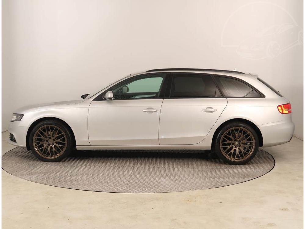 Audi A4 2.0 TDI, Serv.kniha, Navi