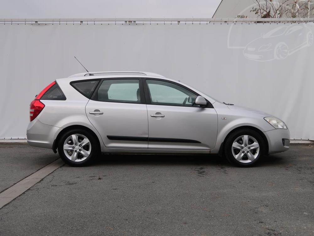 Kia Ceed 2.0 CRDi, po STK, Klima