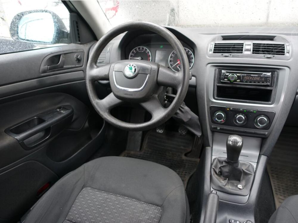 koda Octavia 1.6 TDI, Ambiente, R,1.maj