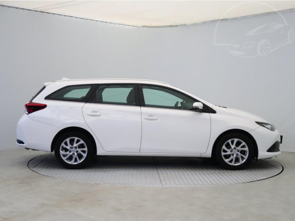 Toyota Auris 1.6 Valvematic, R,2.maj