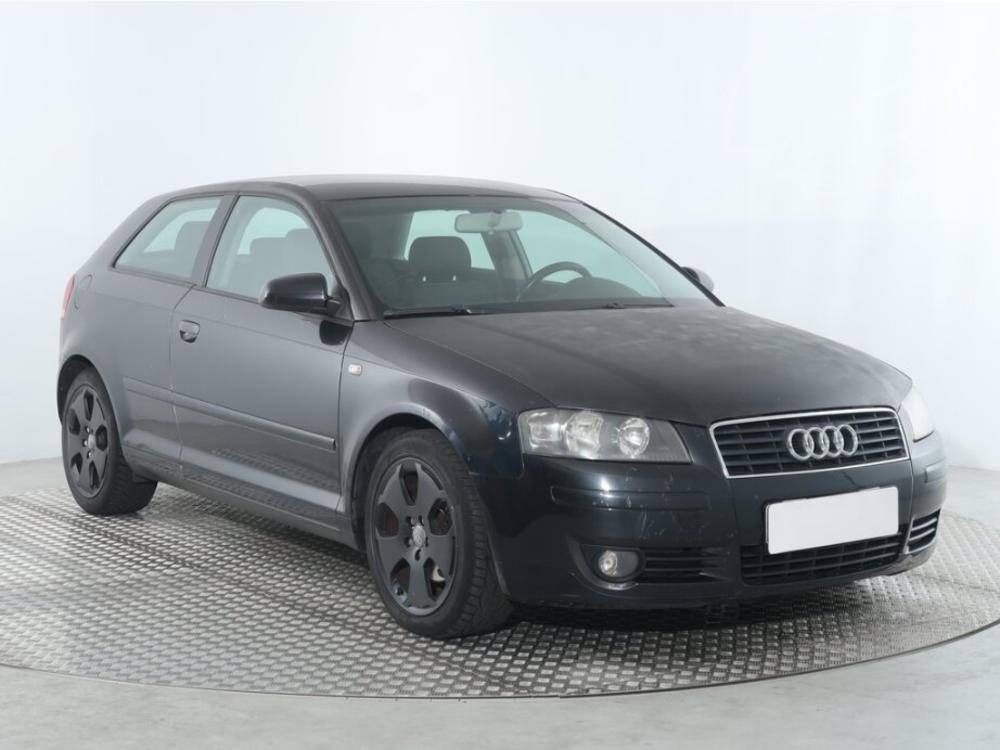 Prodm Audi A3 2.0 TDI, Automatick klima