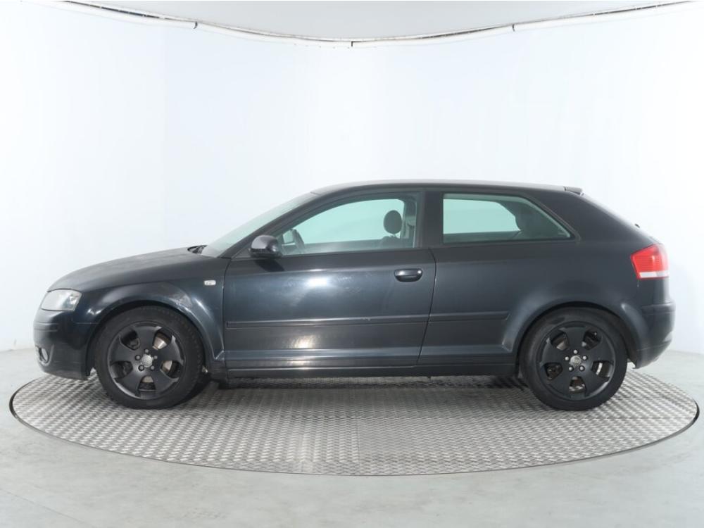 Audi A3 2.0 TDI, Automatick klima