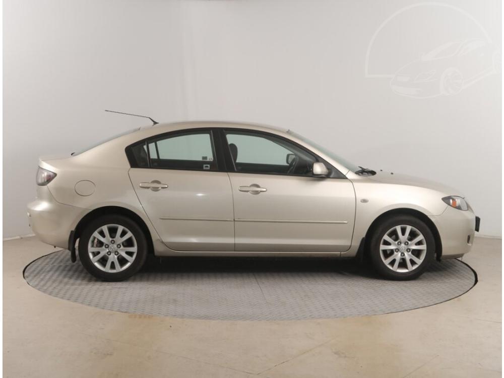 Mazda 3 1.6, Automatick klima