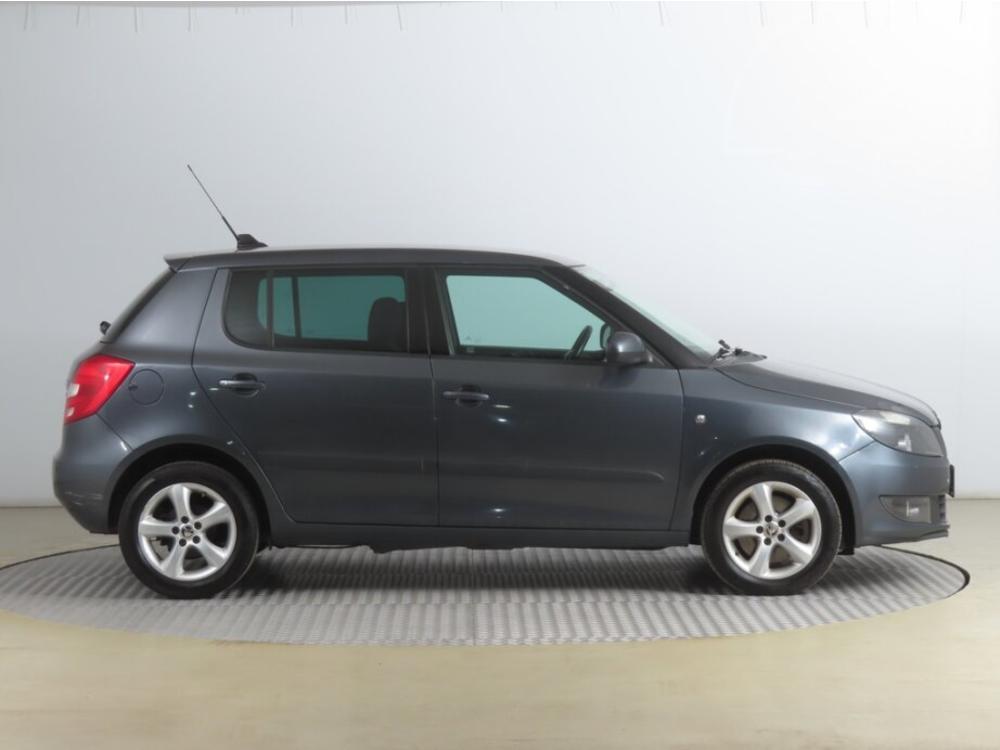 koda Fabia 1.2 TSI, Serv.kniha, Navi