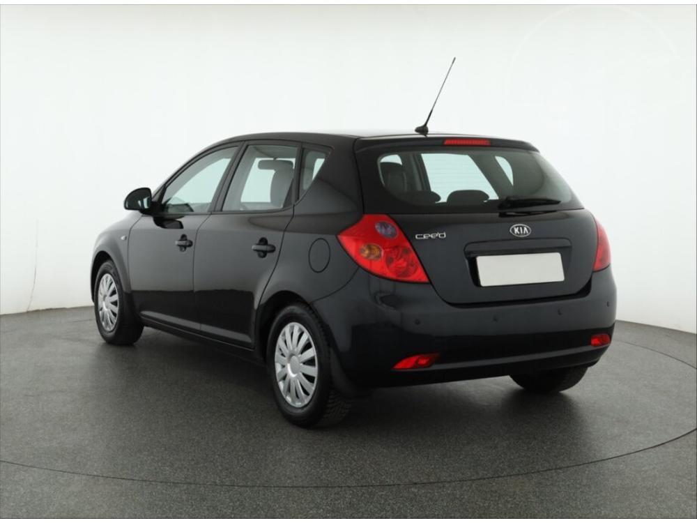 Kia Ceed 1.6 CVVT, R,2.maj, Serv.kniha