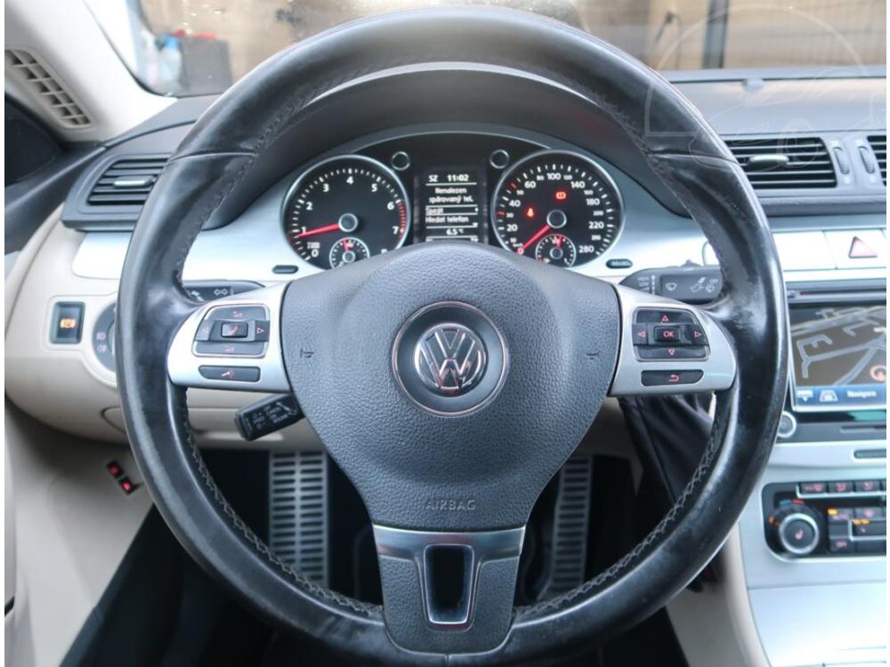 Volkswagen Passat 2.0 TSI, Highline, Navi