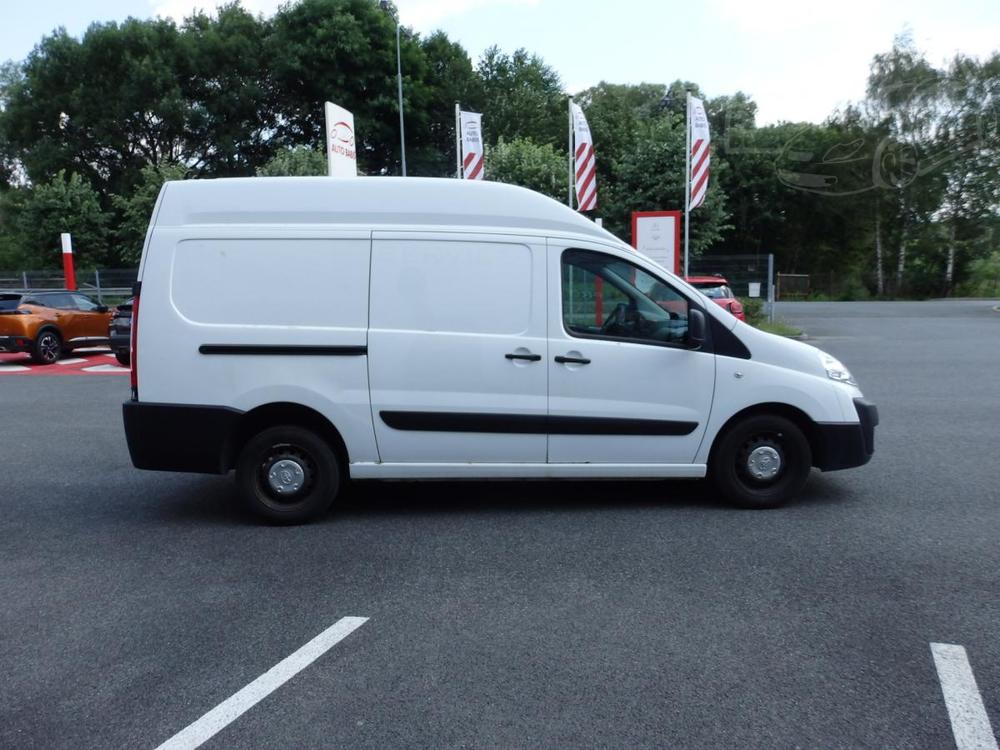 Toyota ProAce D-4D 128k 1200kg LWB L2H2