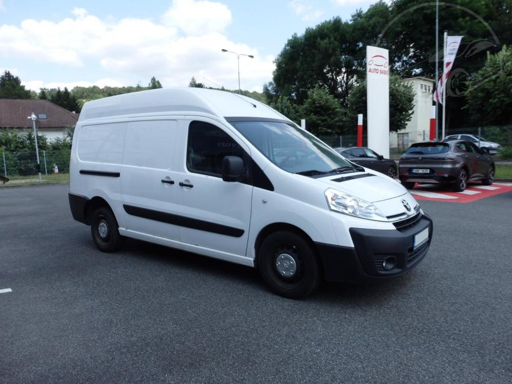 Toyota ProAce D-4D 128k 1200kg LWB L2H2