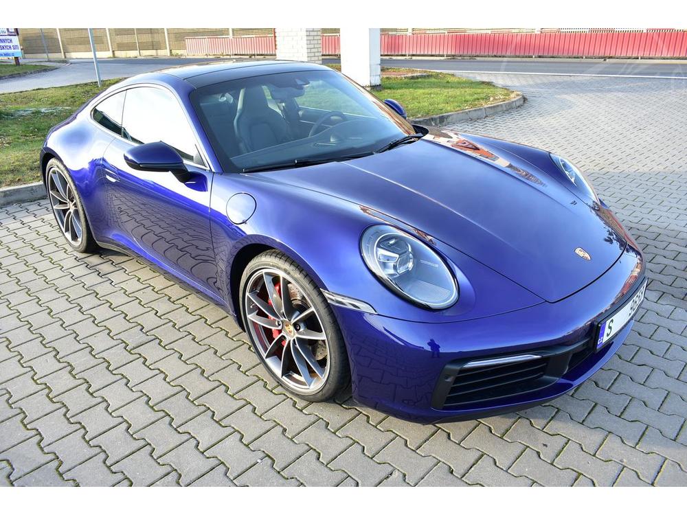 Prodám Porsche 911 4S,Chrono,Bose,Nový model Benzín