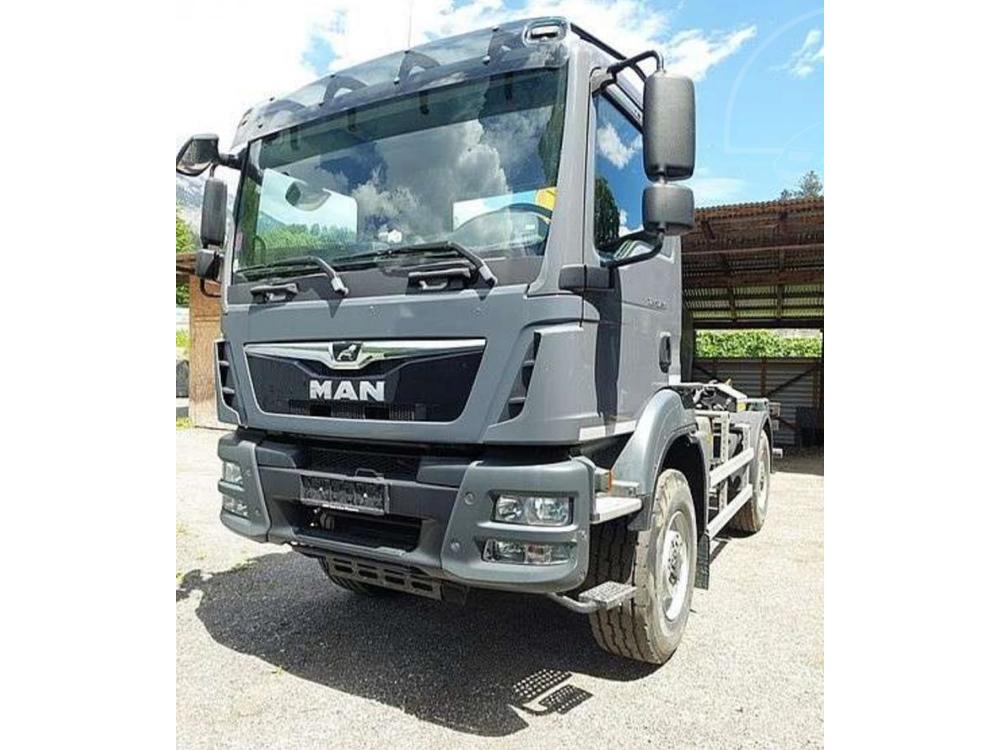 MAN TGM 13.250 4x4 KONTEJNER