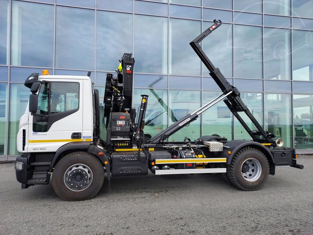 Iveco 180 E28 HIAB iX 158 KONTEJNER