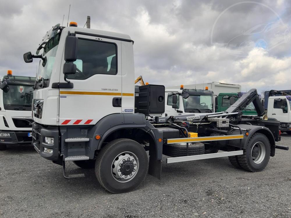 MAN TGM 18.290 4x4 KONTEJNER