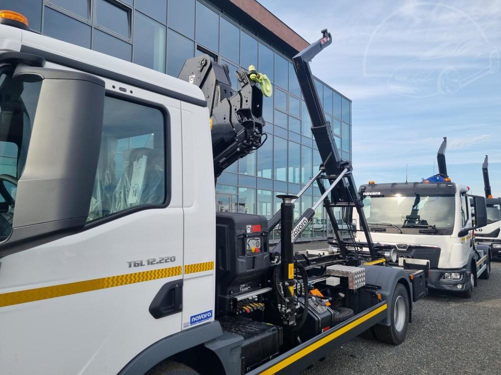 MAN TGL 12.220 HIAB 118 KONTEJNER