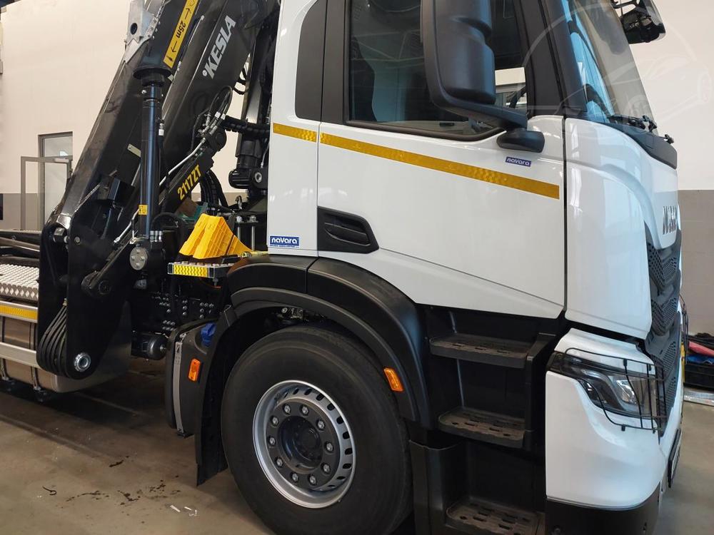 Iveco  X-WAY 6x2 MULTILIFT+RUKA