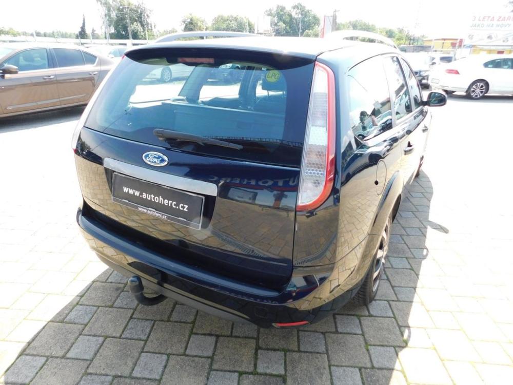 Ford Focus Kombi 2.0 LPG