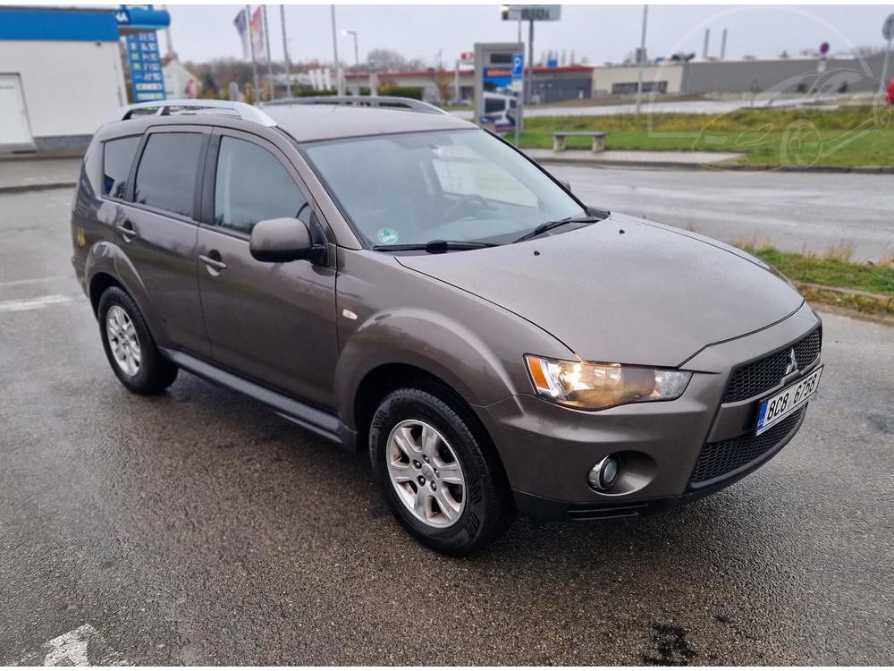 Mitsubishi Outlander 2.2