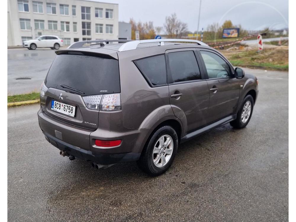 Mitsubishi Outlander 2.2