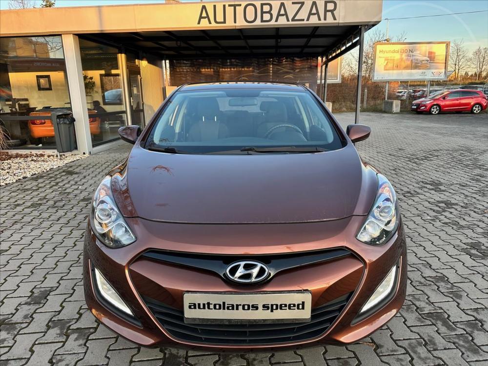 Hyundai i30 1,4 i CVVT Trikolor