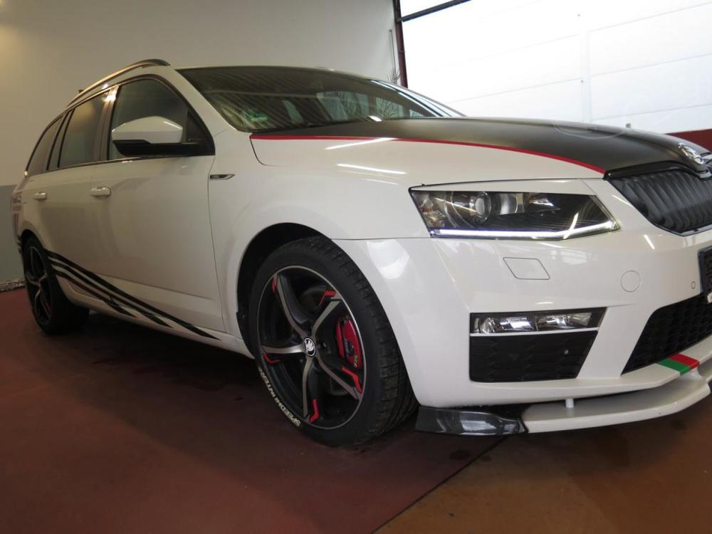 koda Octavia RS 2.0TDI,DSG,ke,tan,2xalu