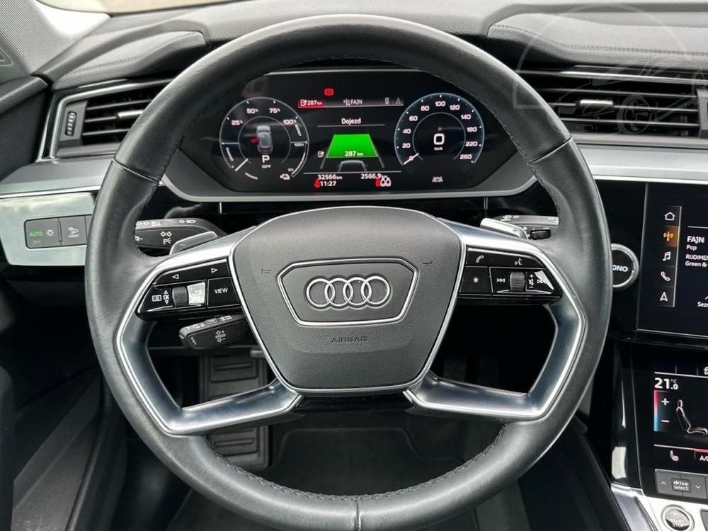 Audi  Advanced 55 quattro 300 kW