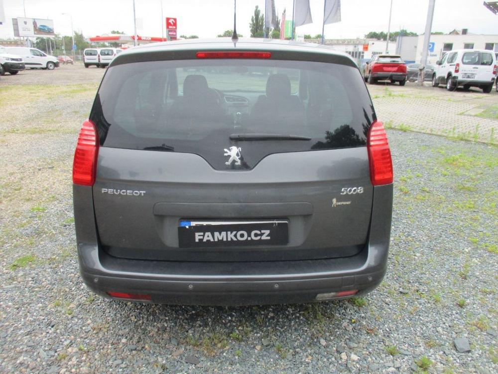 Peugeot 5008 2.0 HDi