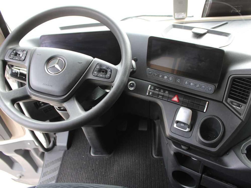 Mercedes-Benz Actros 2542 6X2 NAVIGACE+P