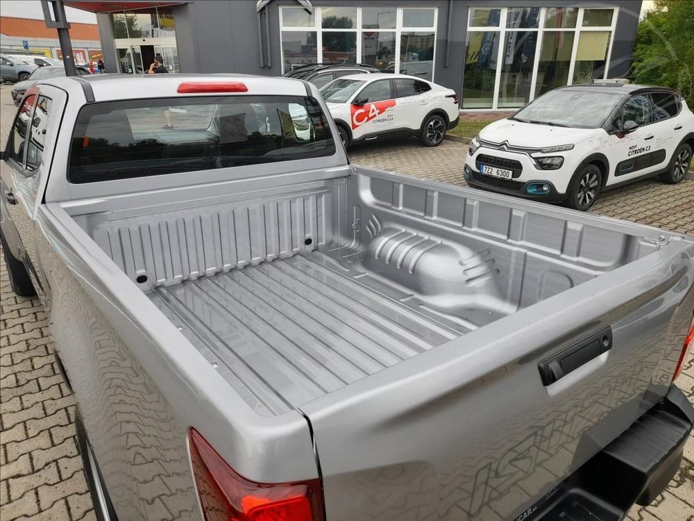 Isuzu D-Max 1,9 D MT6 SKLADEM!  Space Cab