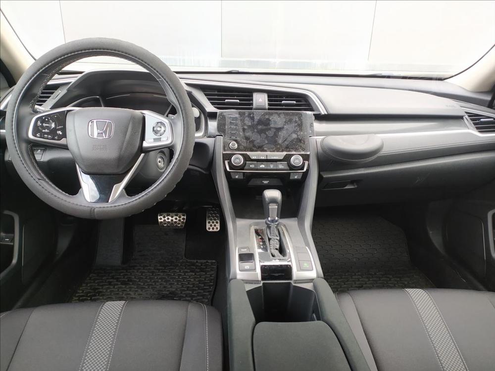 Honda Civic 1,5 VTEC TURBO Elegance CVT