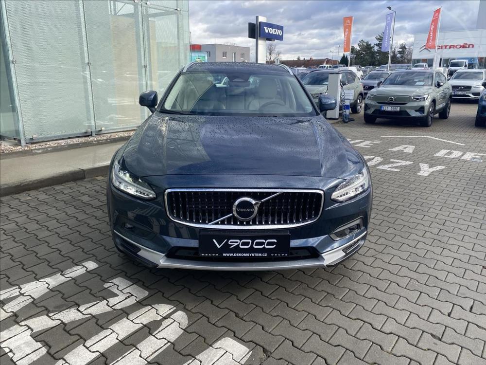 Volvo V90 2,0 Cross Country B4 AWD Plus